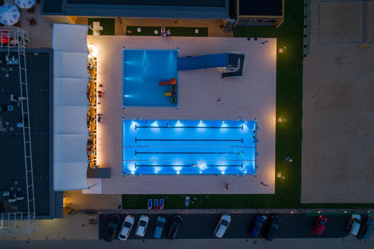 Hotel Kozerki Buitenkant foto